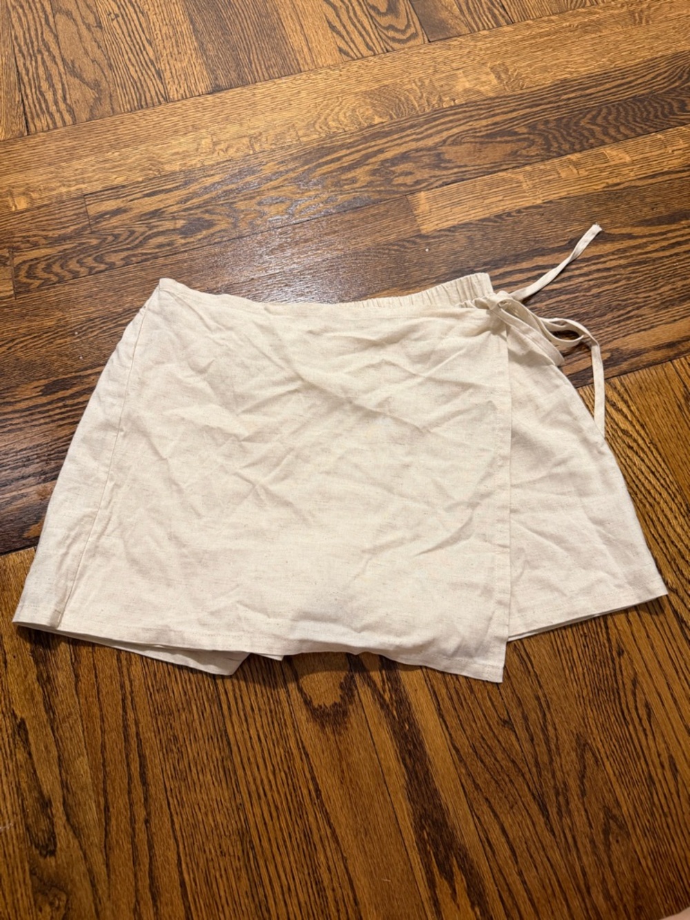BCX Cream Wrap Skort with Side Tie